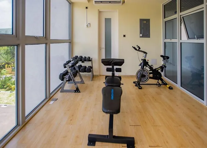 - Dream 36 - 15mins From Airport *